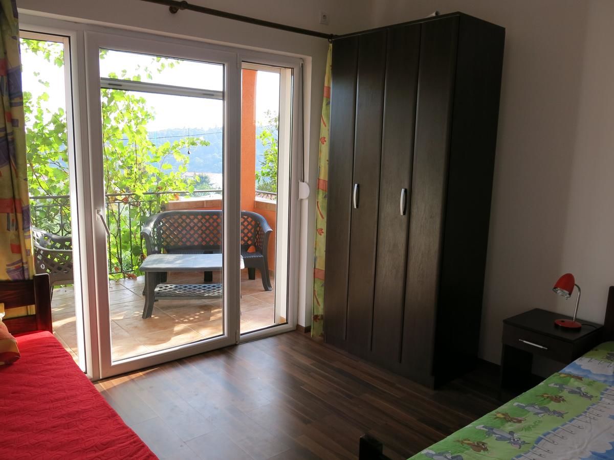 Апартаменты Apartments Victoriya Сутоморе