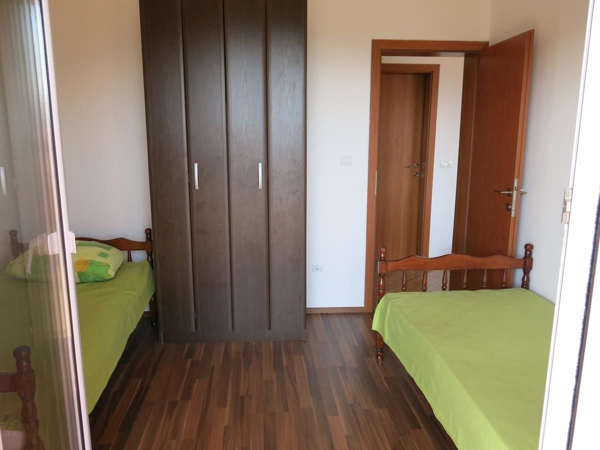 Апартаменты Apartments Victoriya Сутоморе