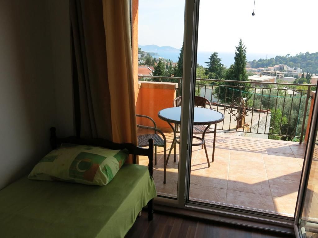 Апартаменты Apartments Victoriya Сутоморе