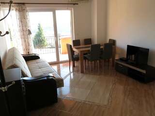 Апартаменты Apartments Victoriya Сутоморе Апартаменты с видом на море-31