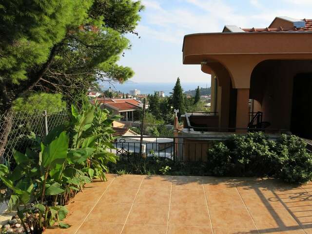 Апартаменты Apartments Victoriya Сутоморе-31