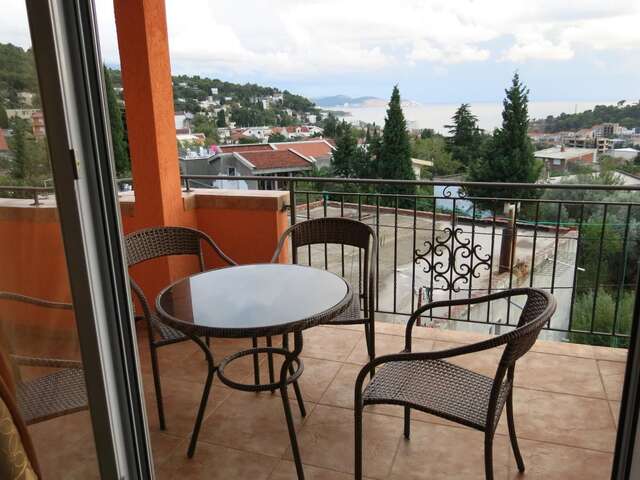 Апартаменты Apartments Victoriya Сутоморе-37