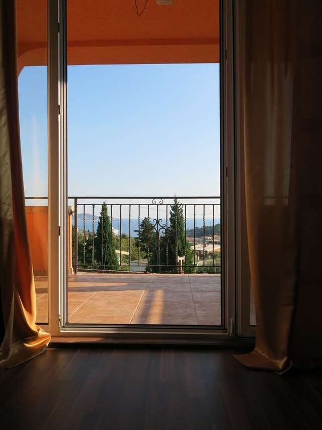 Апартаменты Apartments Victoriya Сутоморе-43